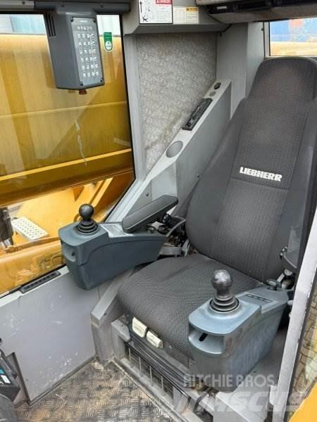 Liebherr 1030-2.1 Автомобильные краны