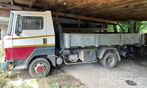 Nissan L351 Грузовики-Мультилифты