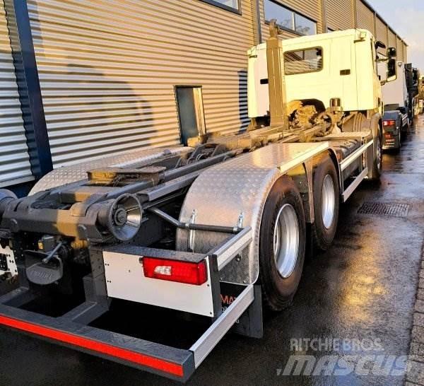 Scania P 360 Грузовики-Мультилифты