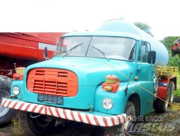 Tatra 148 CAS 10 Грузовики-цистерны