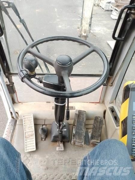 Terex TW 130 Колёсные экскаваторы