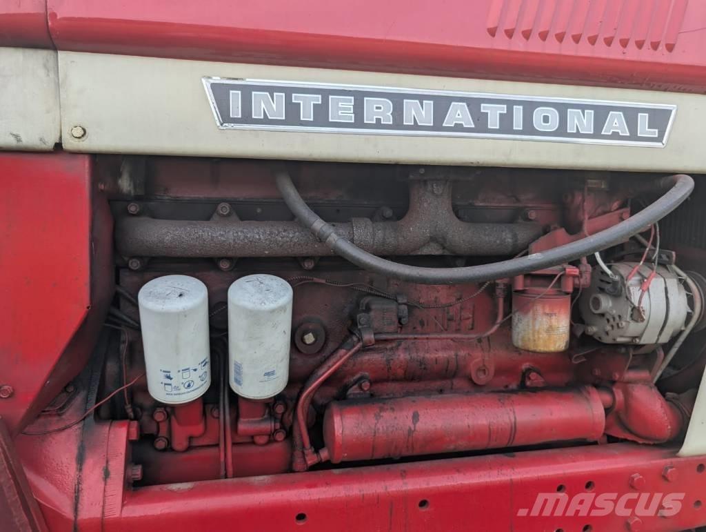 International 966 Трактора