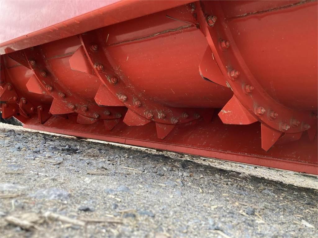 Kuhn SPV Кормораздатчики