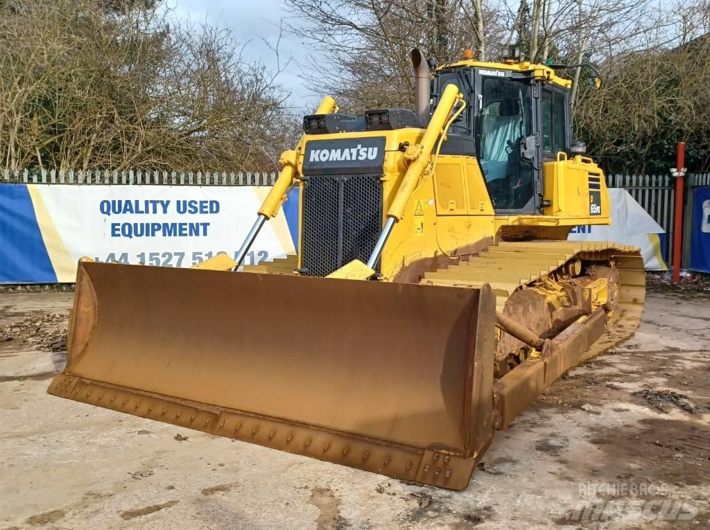 Komatsu D65PX-18 Гусеничные бульдозеры