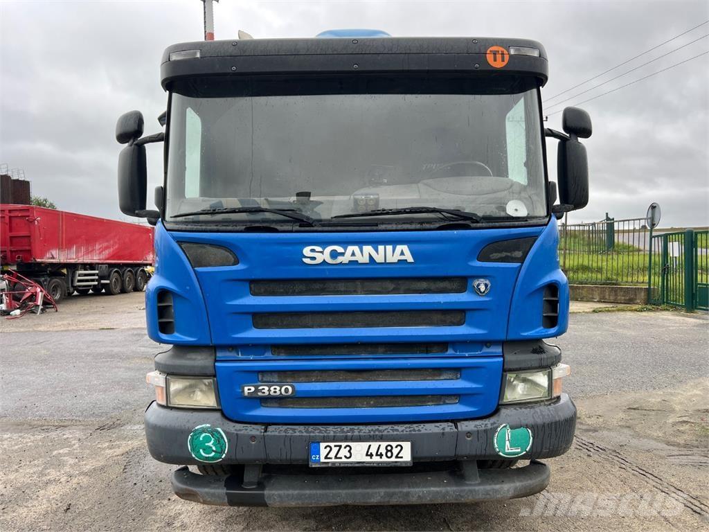 Scania P 380 8X4 Шасси с кабиной