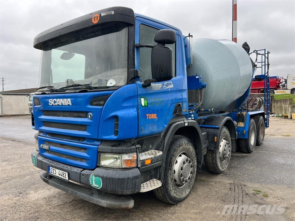 Scania P 380 8X4 Шасси с кабиной