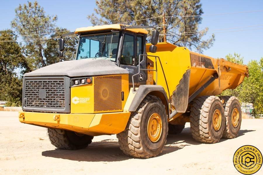 DEERE 410E Шарнирно-сочленённые самосвалы