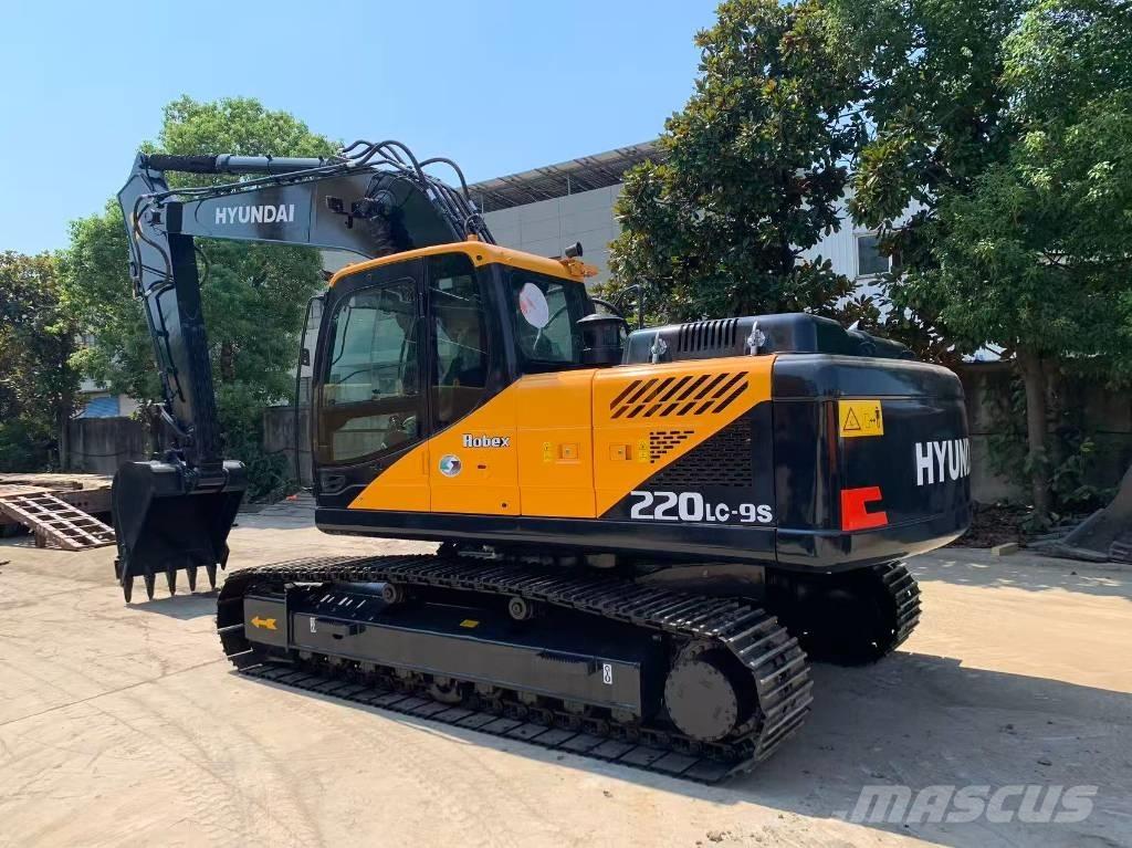Hyundai R220LC-9S Гусеничные экскаваторы