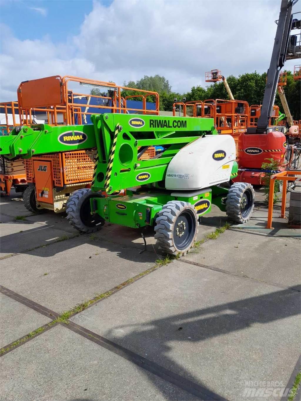 Niftylift HR21AWDH Коленчатые подъемники