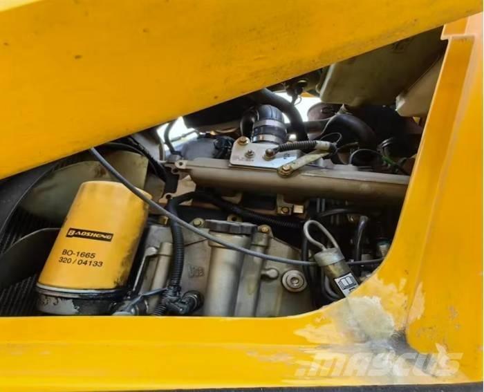 JCB 3CX Экскаваторы-погрузчики