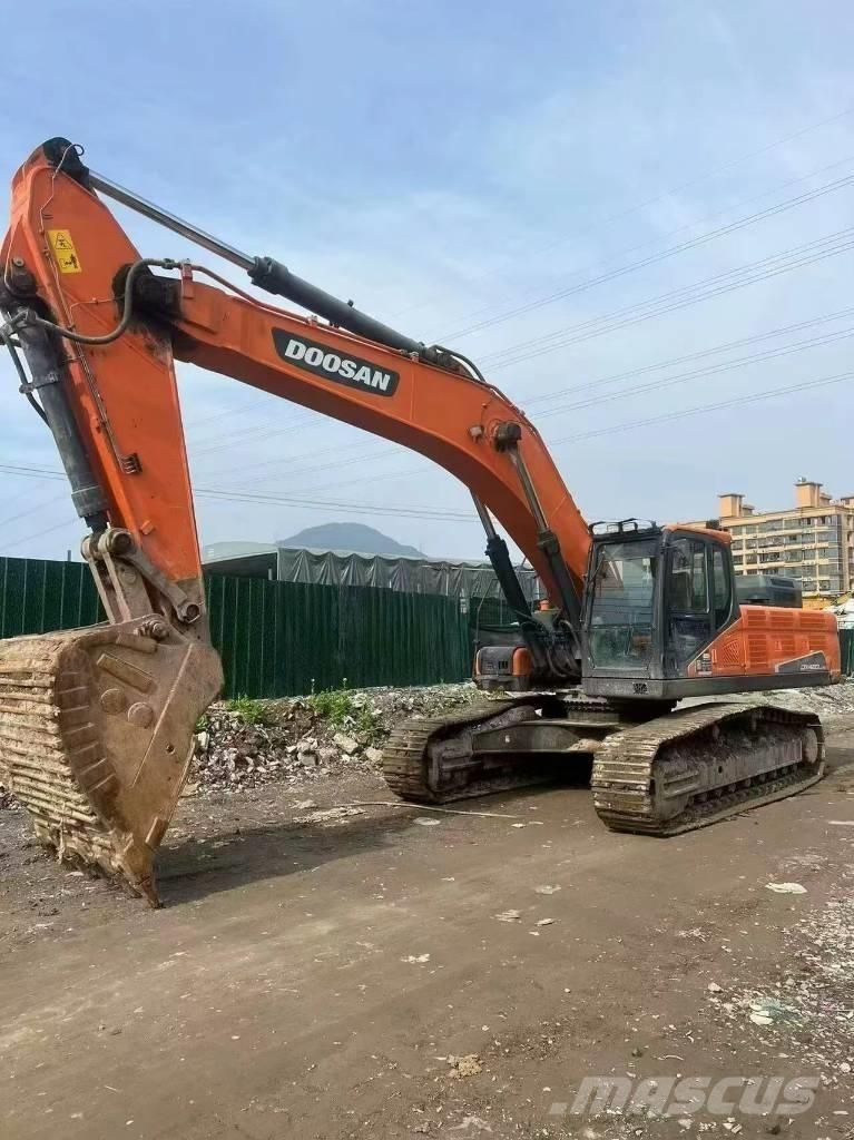 Doosan DX420LC Гусеничные экскаваторы