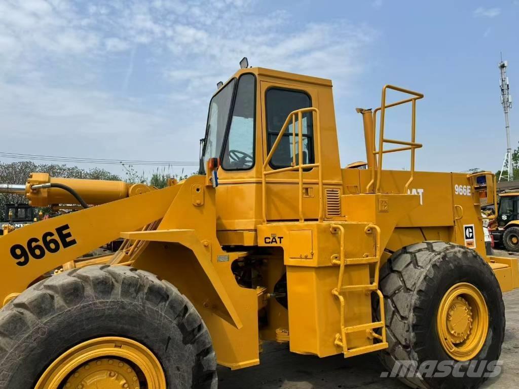 CAT 966 E Фронтальные погрузчики