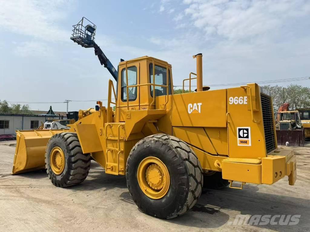 CAT 966 E Фронтальные погрузчики