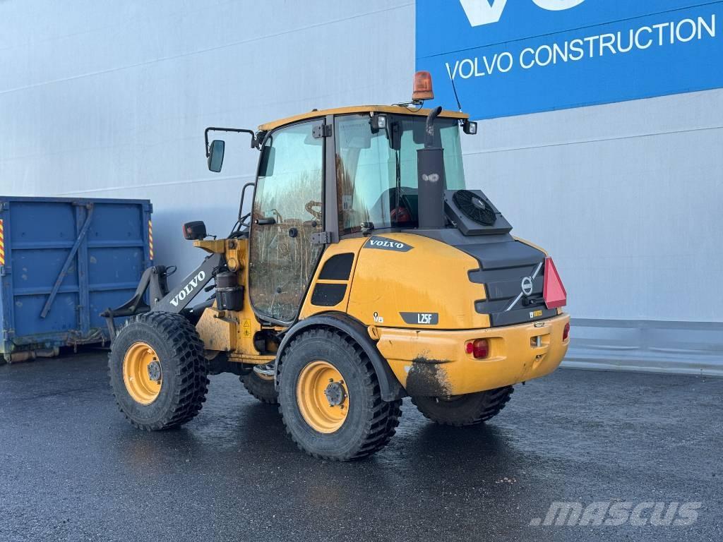 Volvo L 25 F Фронтальные погрузчики