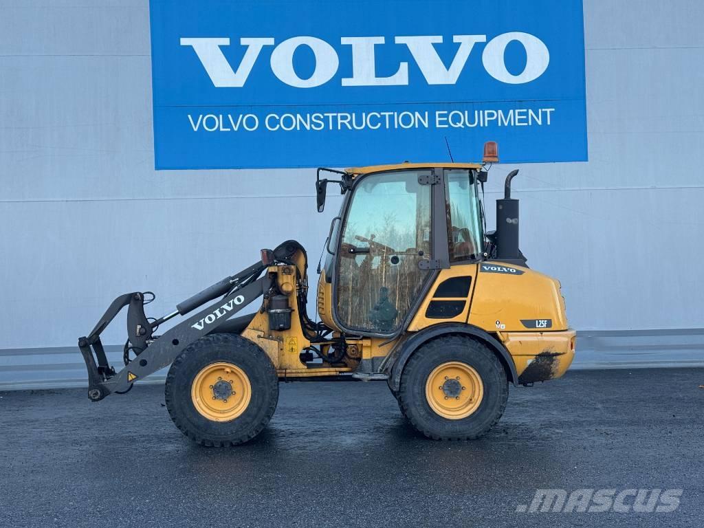 Volvo L 25 F Фронтальные погрузчики