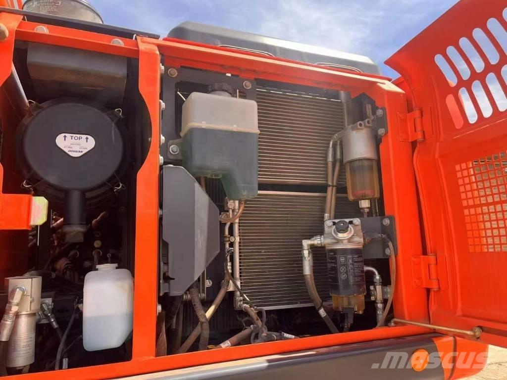 Doosan DX150W-9C Колёсные экскаваторы