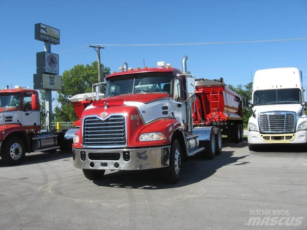 Mack CXN 613 Седельные тягачи