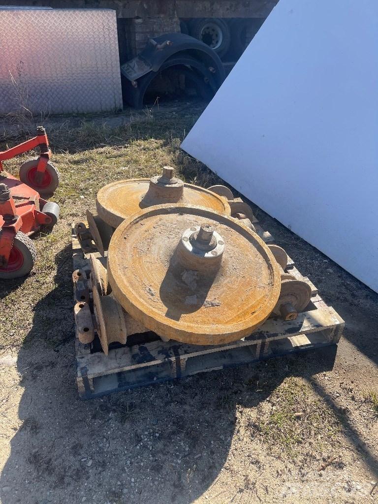 CAT D 6 N LGP Гусеницы и цепи