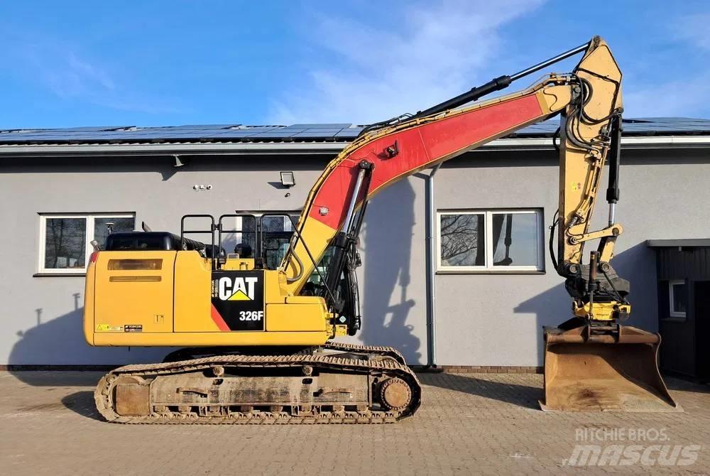 CAT 326 F L Гусеничные экскаваторы