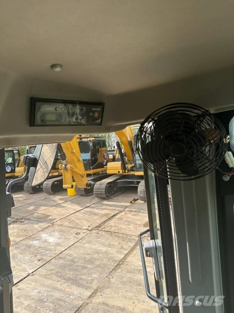 JCB 3 CX Экскаваторы-погрузчики