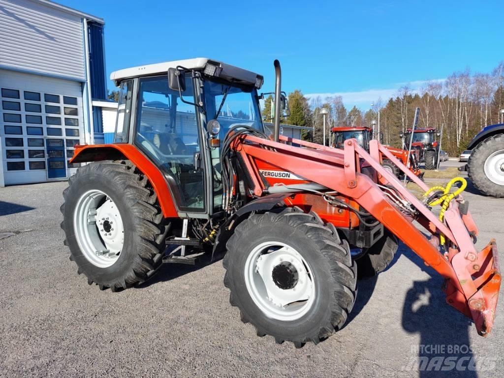 Massey Ferguson 4245 Трактора