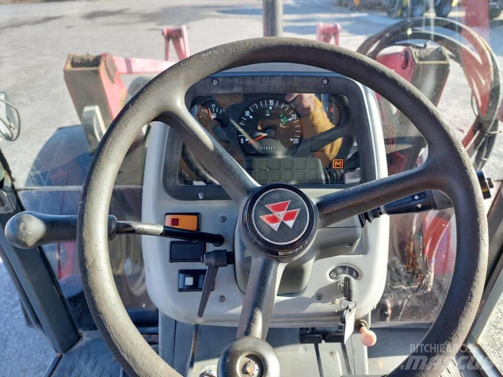 Massey Ferguson 4245 Трактора