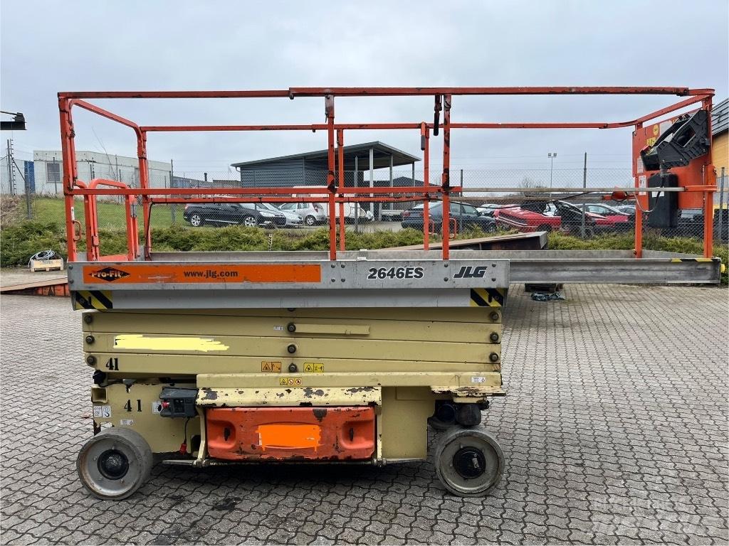 JLG 2646 ES Ножничные подъемники