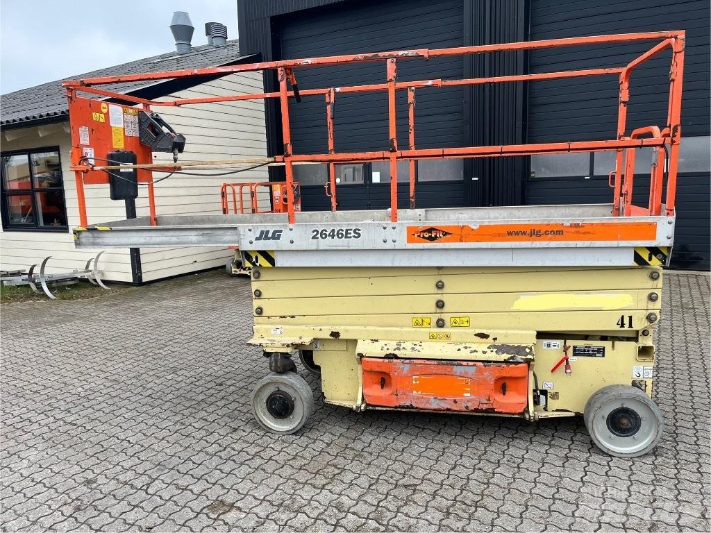 JLG 2646 ES Ножничные подъемники