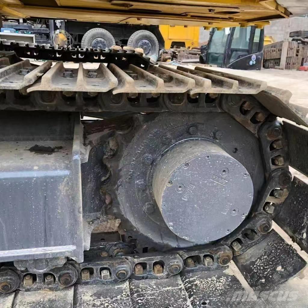 Komatsu PC 60 Гусеничные экскаваторы