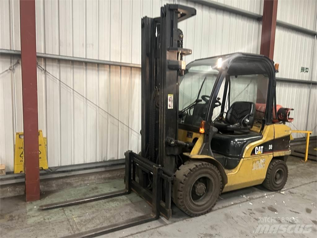 CAT GP35N Газовые погрузчики