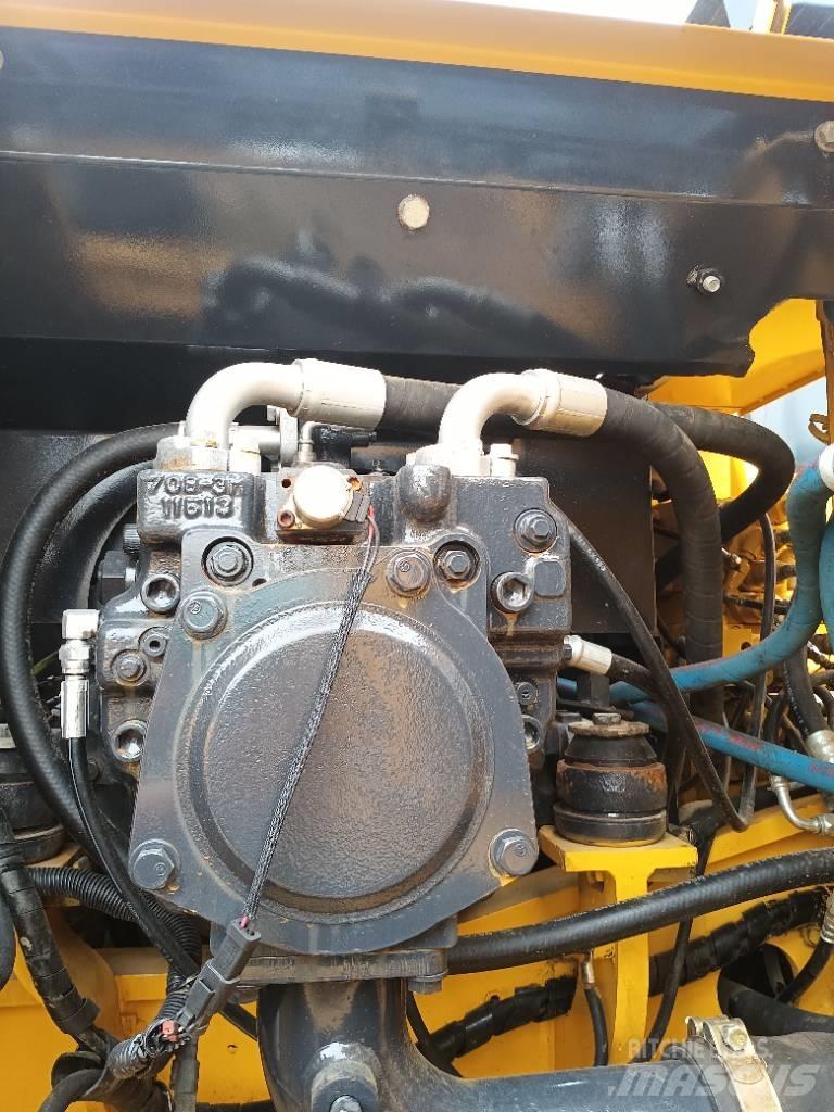 Komatsu PC 160 Гусеничные экскаваторы