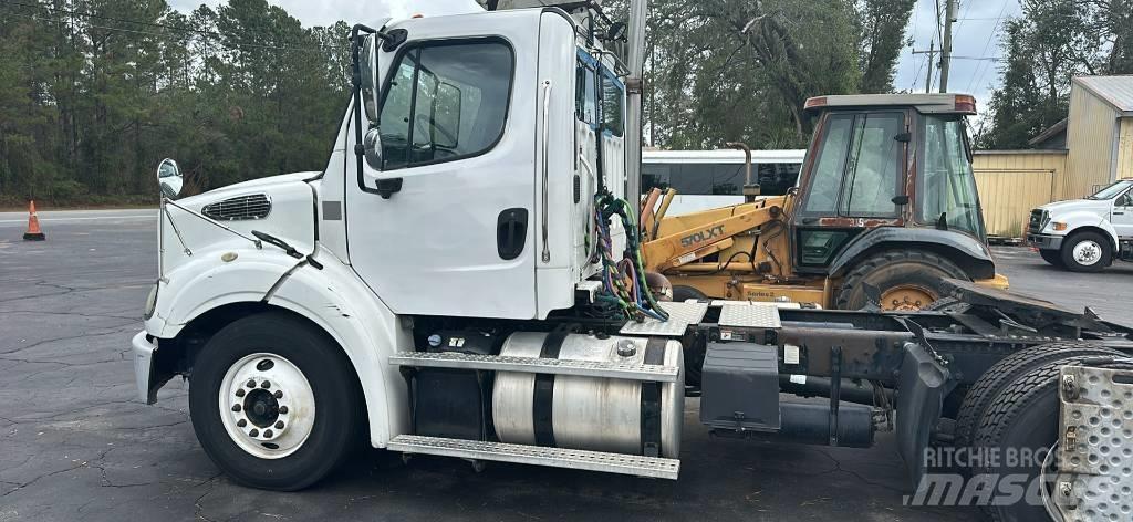 Freightliner M2 112 Седельные тягачи