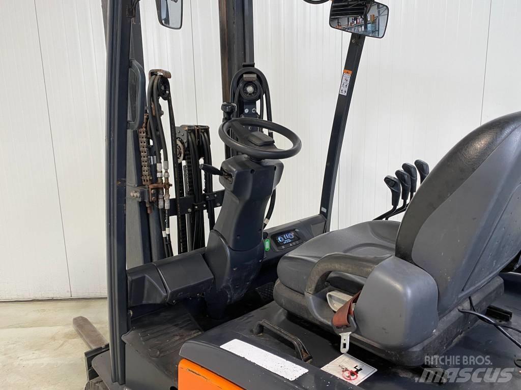 Doosan B25X-7 Электропогрузчики