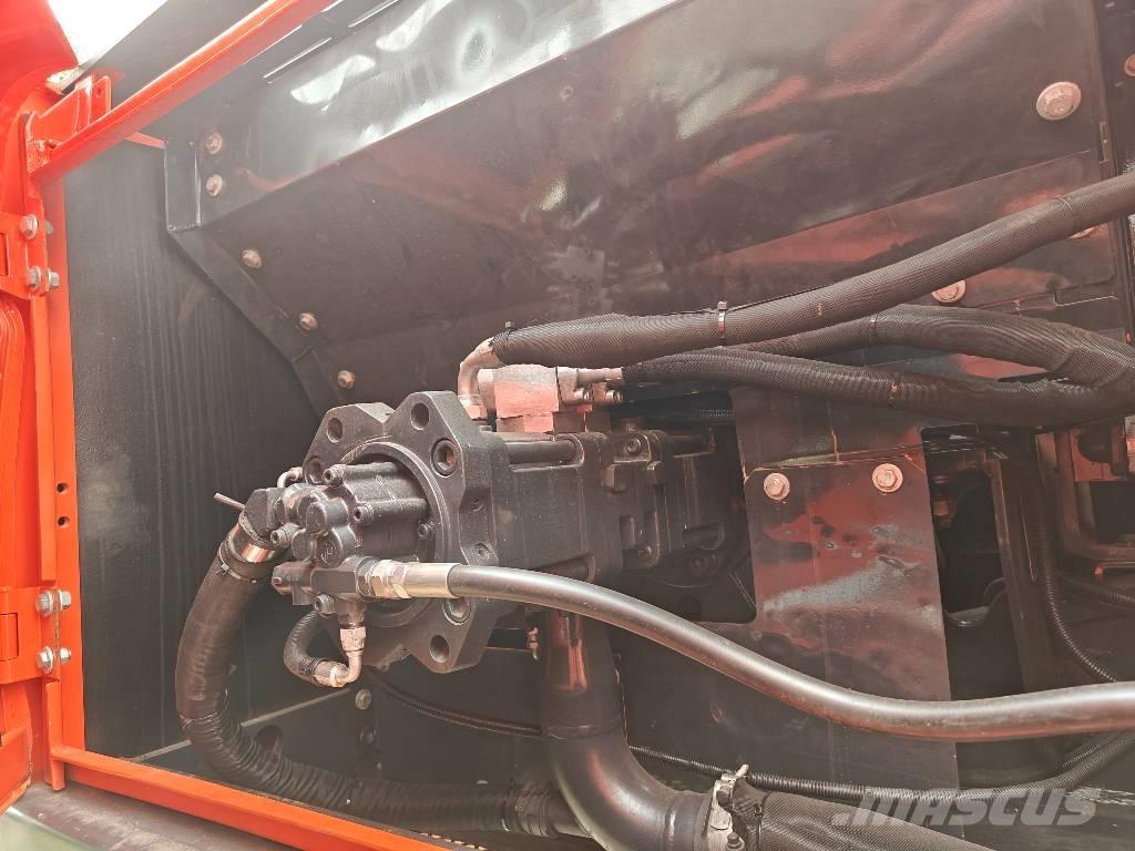 Doosan DX 225 LC-9C Гусеничные экскаваторы