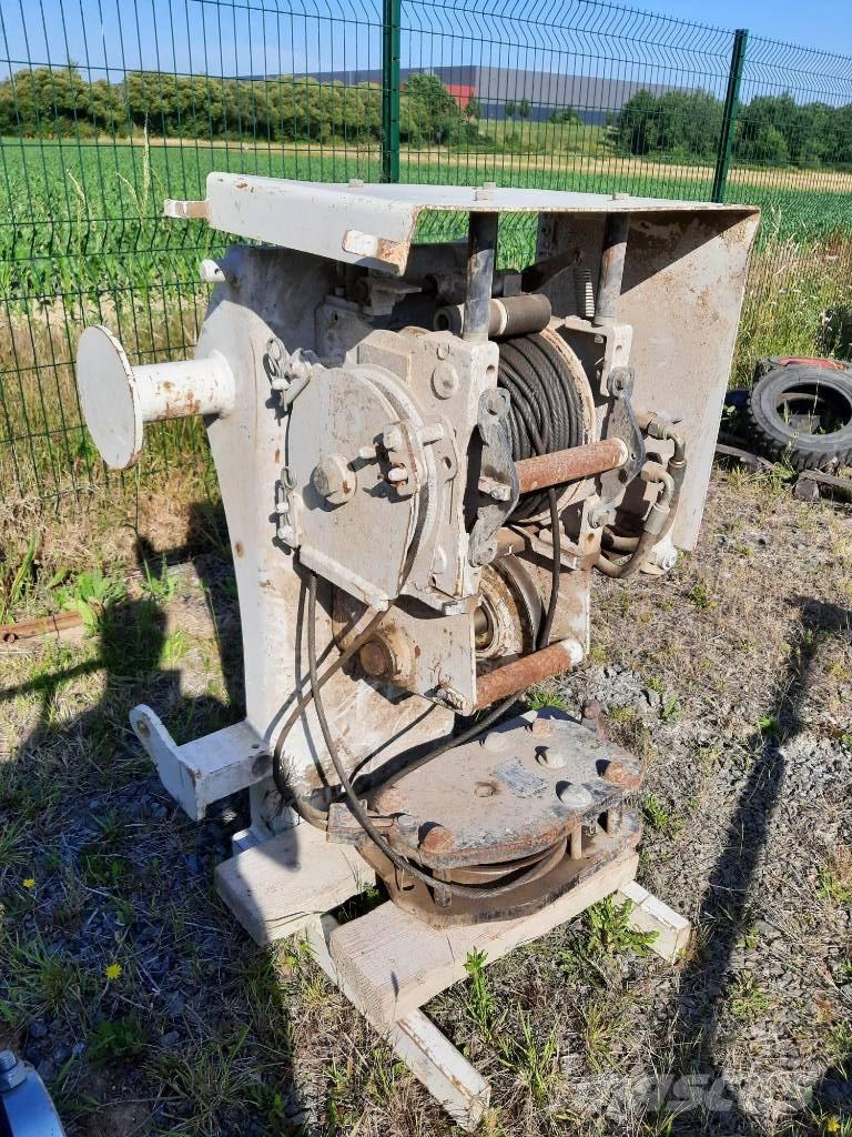 Bobcat Treuil / Winch Телескопические погрузчики