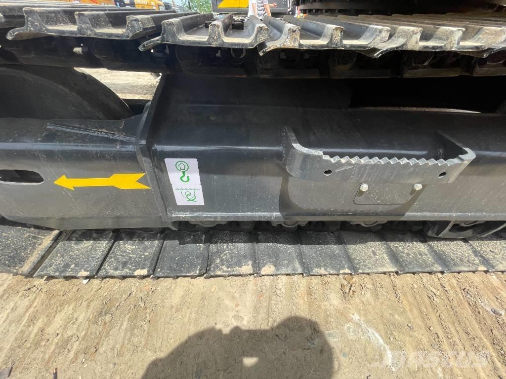 Komatsu PC 130 Гусеничные экскаваторы