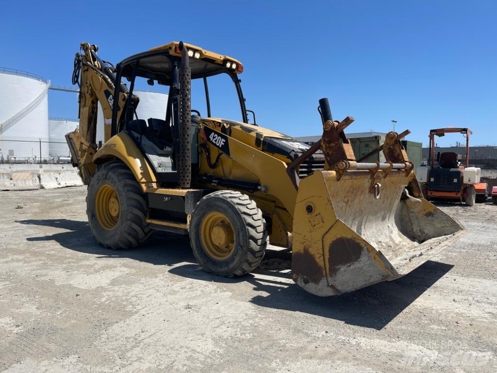 CAT 420 F Экскаваторы-погрузчики