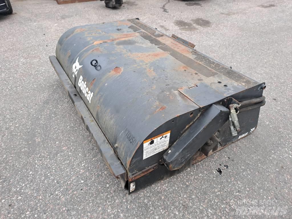 Bobcat 72 KAUHAHARJA Навесные щетки