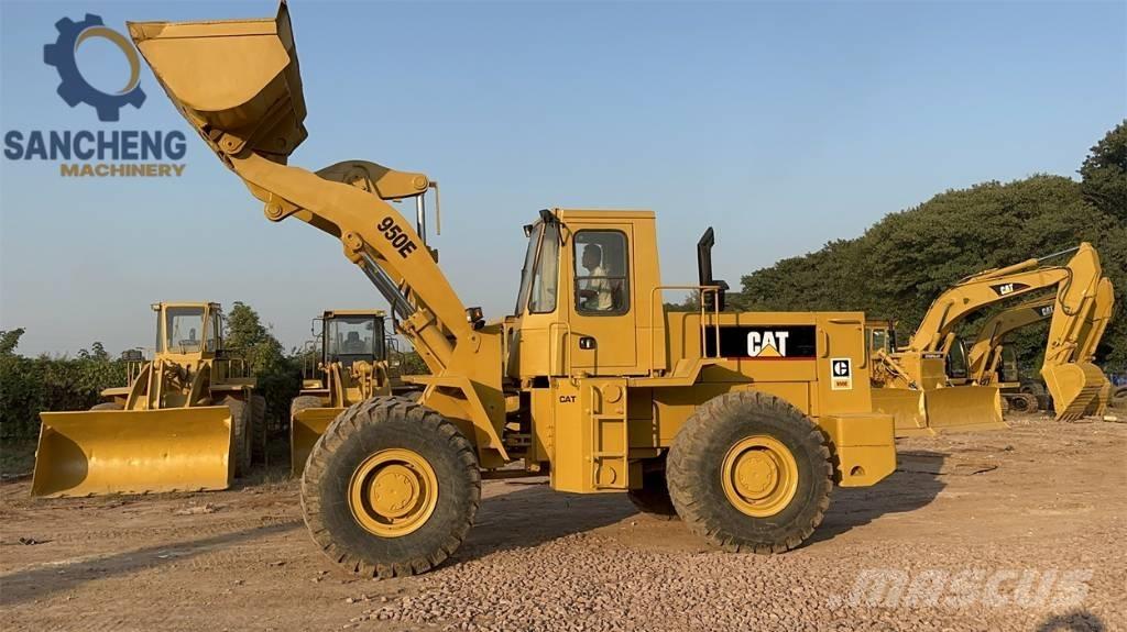 CAT 950 E Фронтальные погрузчики