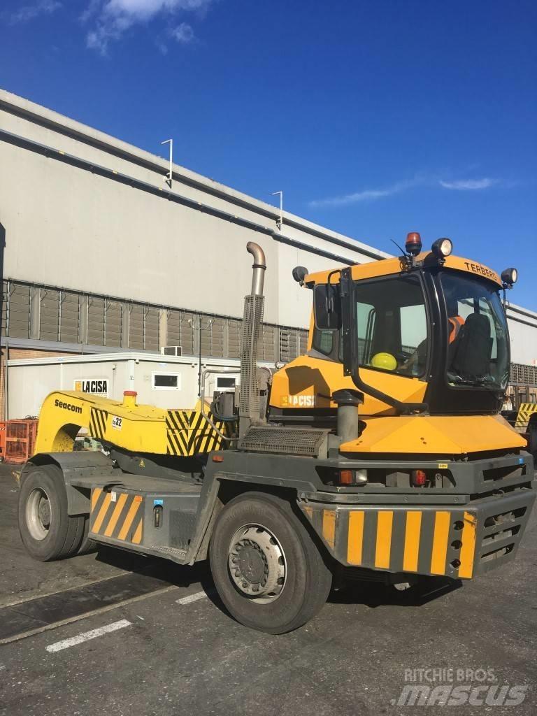 Terberg RT222 Терминальные тягачи