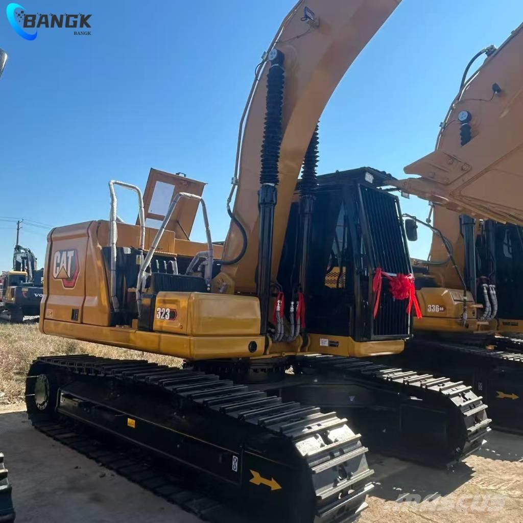 CAT 323 Гусеничные экскаваторы