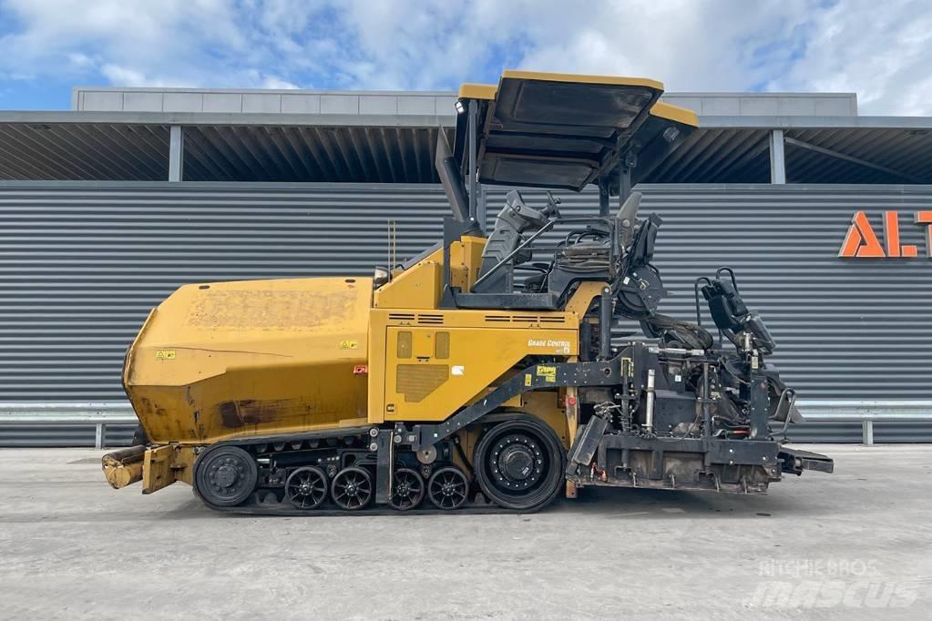 CAT AP555F Асфальтоукладчики