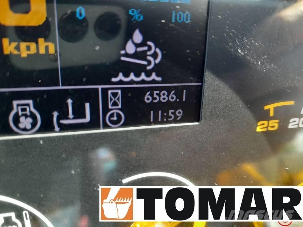 JCB 560-80 Телескопические погрузчики
