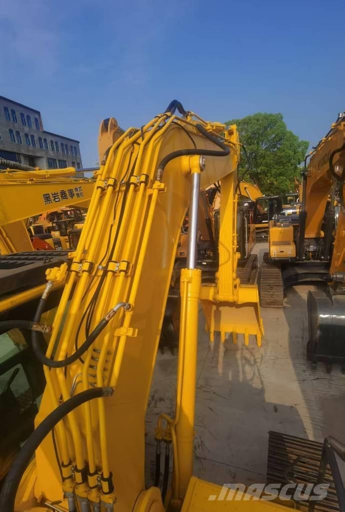 Komatsu PC 220-8 Гусеничные экскаваторы
