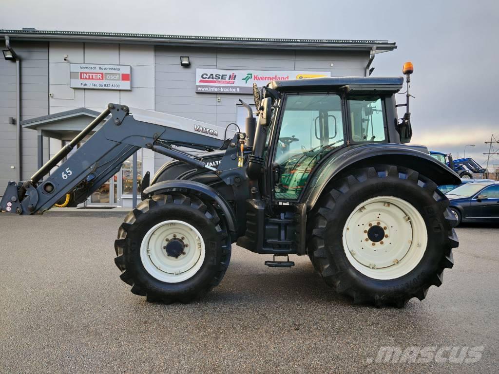 Valtra N 142 Versu Трактора