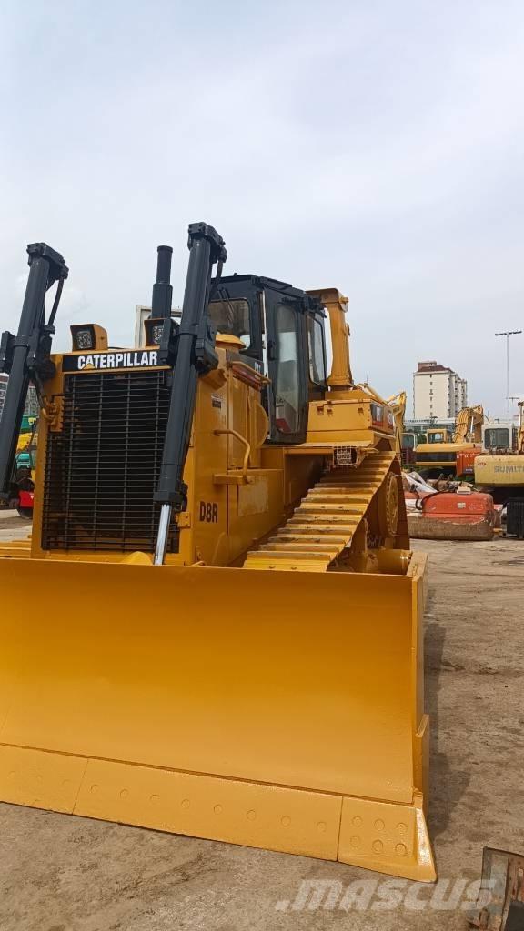 CAT D 8 R Гусеничные бульдозеры
