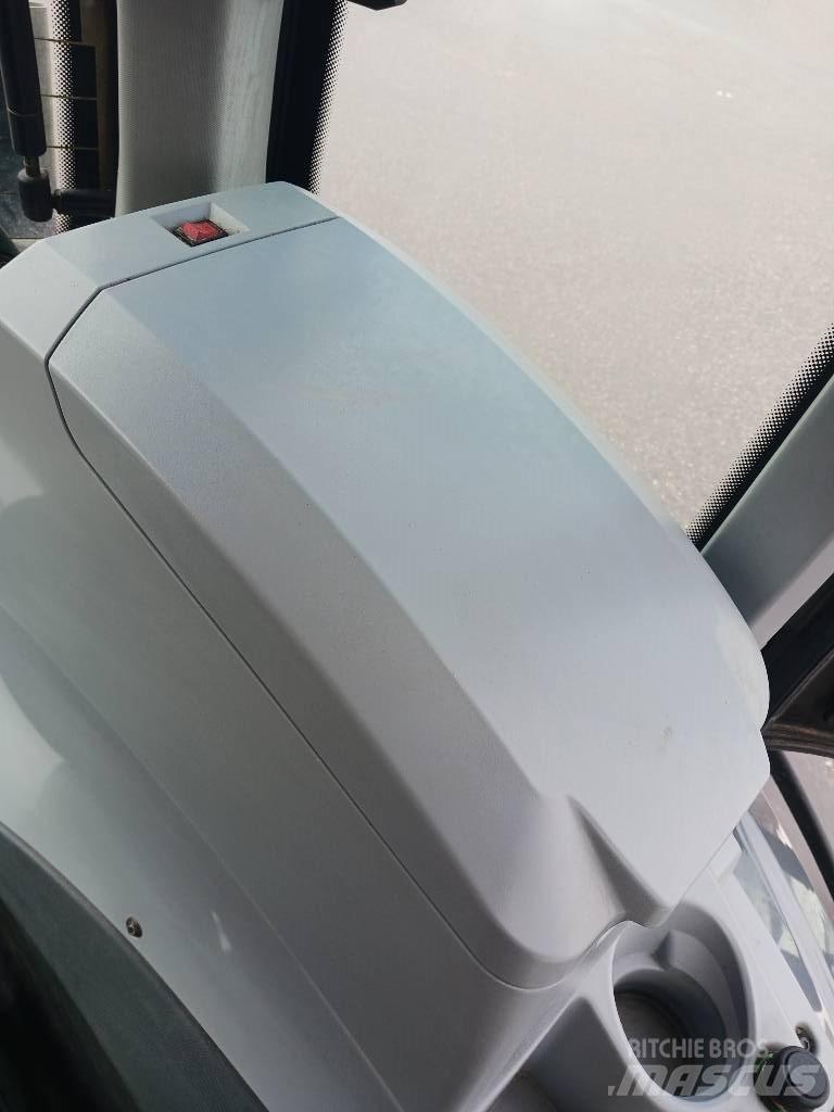 Valtra T 194 Versu Трактора