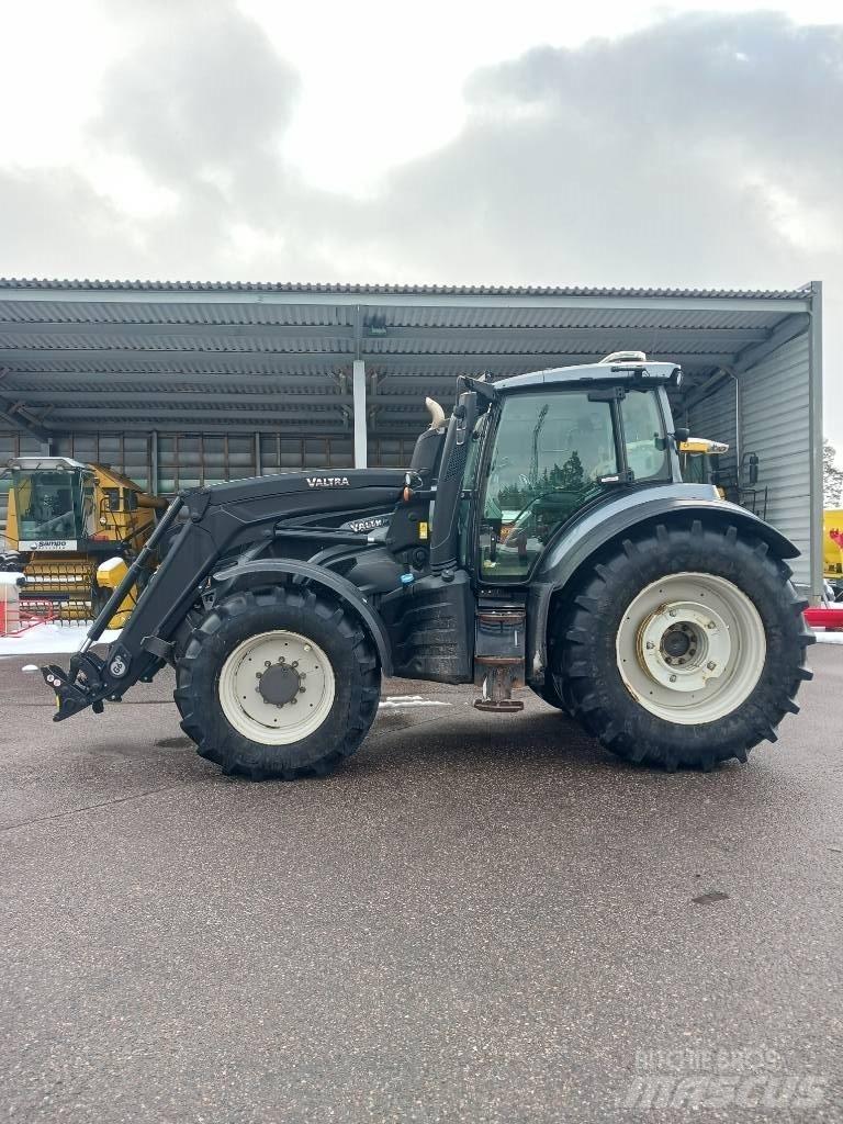 Valtra T 194 Versu Трактора