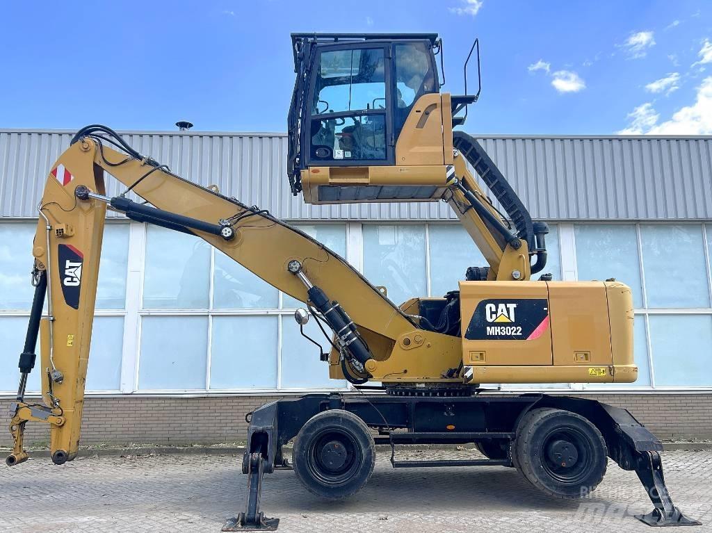 CAT MH 3022    2015    CE Перегружатели металлолома/промышленные погрузчики