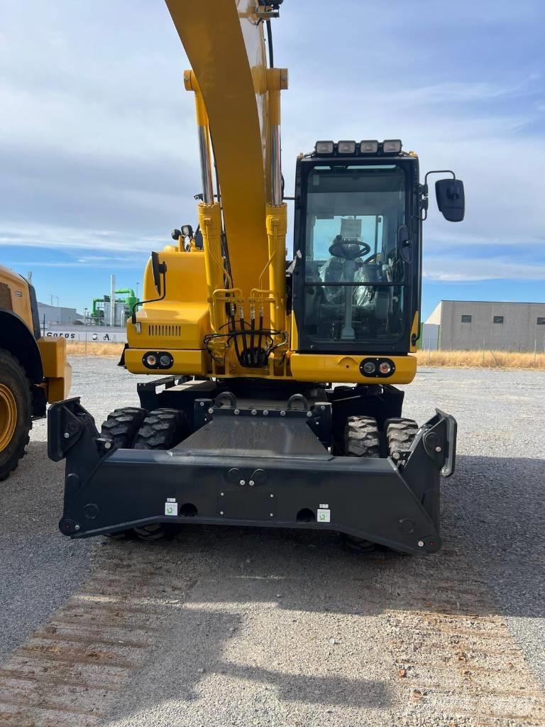 Komatsu PW 180 Колёсные экскаваторы